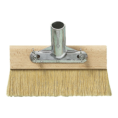 Close: Floor brush