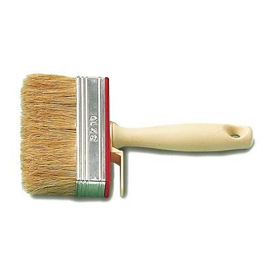 Close: Surface brush