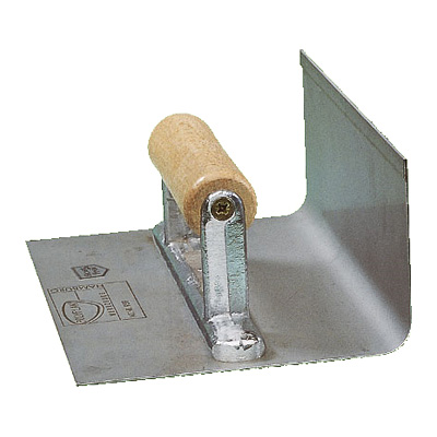 Close: Concave tapered trowel for floors