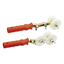 Sealing cord applicator for joints
